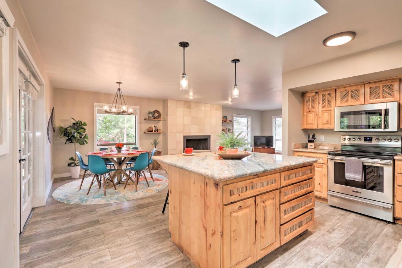 Red Rock Views Modern Sedona Home Exterior foto